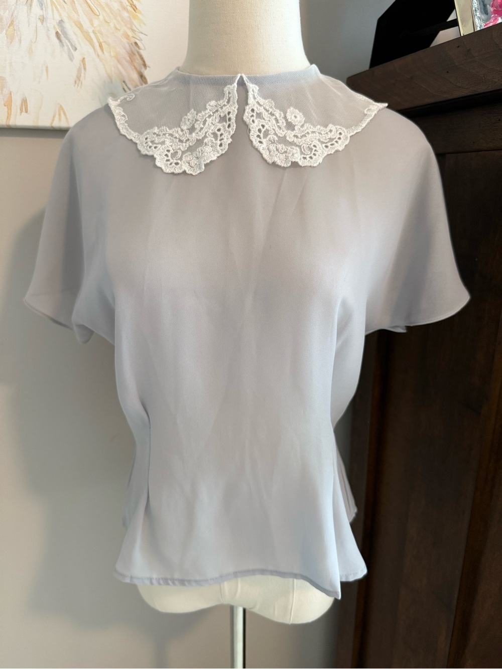 Light Gray Lace Peter Pan Collar Women's Blouse- Vintage VGC